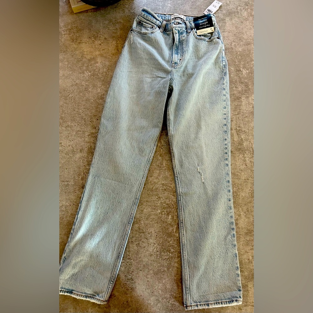 Abercrombie & Fitch 90s Straight Ultra High-Rise Curve Love Jeans Size 27